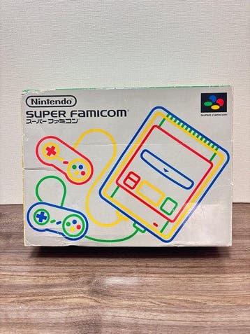 Nintendo - Super Famicom - Super Famicom console with games, Nieuw
