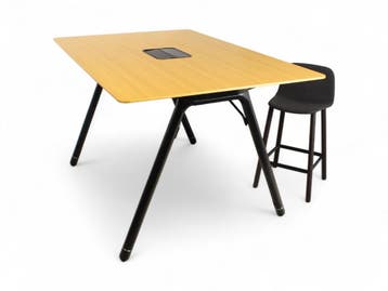 Coalesse Potrero415 bartafel, 180x120cm, eiken-zwart, Vergader- of Presentatieruimte, Ophalen of Verzenden, Gebruikt, Tafel