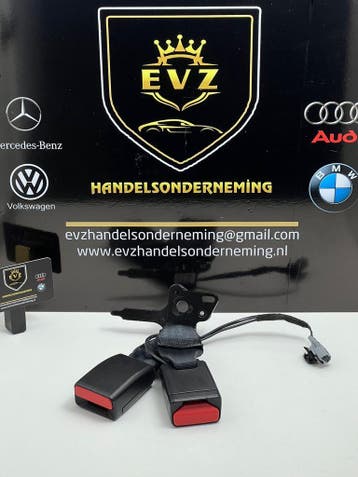 Renault Clio veiligheidsgordel middenstuk rechts achter 2016, Auto-onderdelen, Gebruikt, Renault