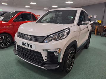 Ligier JS 60 Chic 2023  6024 km, Zo goed als nieuw