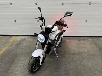 Online veiling: Sunra, Miku Super, e-motor, Nieuw
