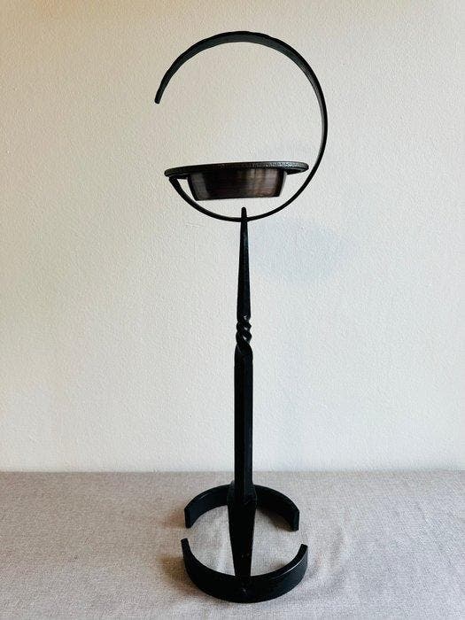 Asbak - - Buitenkolomasbak van smeedijzer, Antiek en Kunst, Kunst | Designobjecten