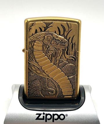 Zippo - Barrett-Smythe King Cobra Solid Brass 1995 (H XI), Verzamelen, Nieuw
