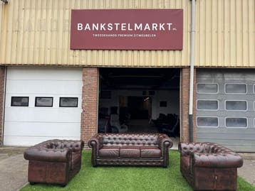 Bankstel CHESTERFIELD 3 zit bank+ 2 fauteuils bruin leer, Zo goed als nieuw, Vierpersoons of meer, Leer, Design