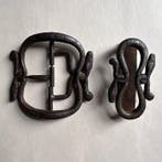 Antieke Javaanse Pending Riemgesp-set met Naga-motief