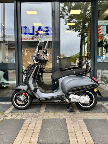 Vespa Sprint 4T2V 2017 brom | als nieuw! | 80cc of 50cc!, Overige modellen, Maximaal 45 km/u, Zo goed als nieuw, Benzine