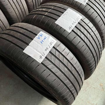 2 x Bridgestone Turanza 235-50-18 101W Zomerbanden 5,5mm, 18 inch, Gebruikt, Ophalen of Verzenden, 235 mm