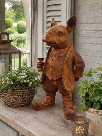 Beeld, heavy metal garden statue of a rat with wine glass -