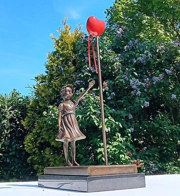 after banksy - sculptuur, Girl with Balloon after Banksy -