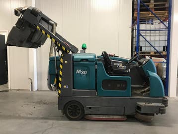 Tennant M30 veegschrobmachine, Ophalen of Verzenden