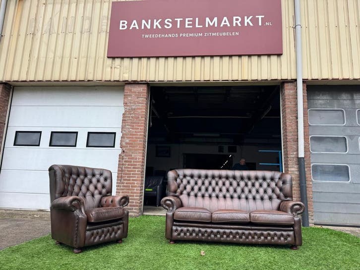Bankstel Springvale Chesterfield Woburn  bank +fauteuil leer, Huis en Inrichting, Banken | Bankstellen, Rechte bank, Zo goed als nieuw