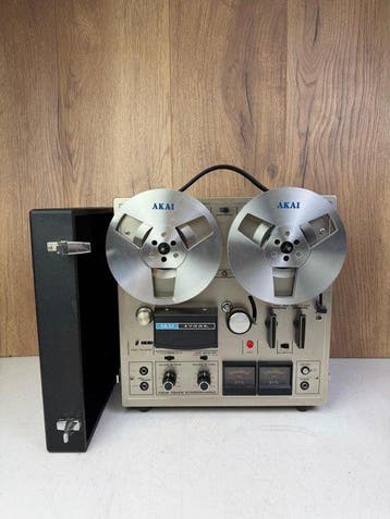Akai - 1722-L - Versterkte 4-sporen draagbare Reel-to-reel, Nieuw