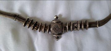 Indische vossenstaartketting met schroefamulethouder –