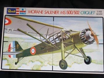 REVELL-H2248 MORANE SAULNIER MS-500/502 1/48, Hobby en Vrije tijd, Modelbouw | Vliegtuigen en Helikopters, Nieuw