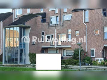 Flat in Almere met 2 kamers, 78 m², €665 (Flevoland), Almere
