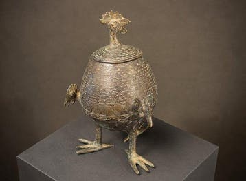 Bronze Pot with Magical Ointments - sculptuur - Afrikaans