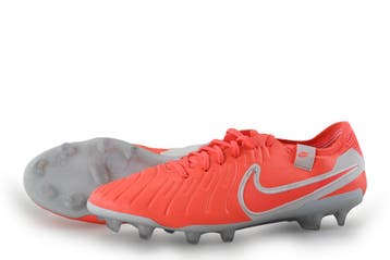 Nike Voetbalschoenen in maat 44½ Rood, Overige kleuren, Verzenden, Nike, Zo goed als nieuw