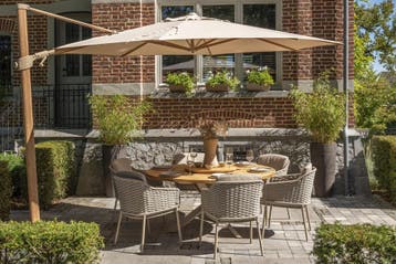 Siesta premium zweefparasol 350 cmØ houtlook frame sand 4, Ophalen of Verzenden, Nieuw