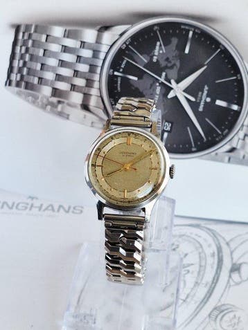 Junghans - Mechanische military tip cal 98 - Zonder, Sieraden, Tassen en Uiterlijk, Nieuw