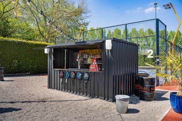 OP = OP l Barcontainer l Mobiele Bar | Buitenbar, Doe-het-zelf en Verbouw