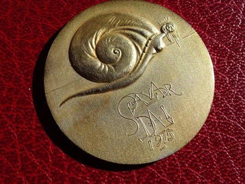Salvador Dali (1904-1989) - sculptuur, El Unicornio de oro -