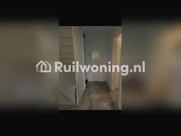 Bussum: Ruim huis met 5 kamers