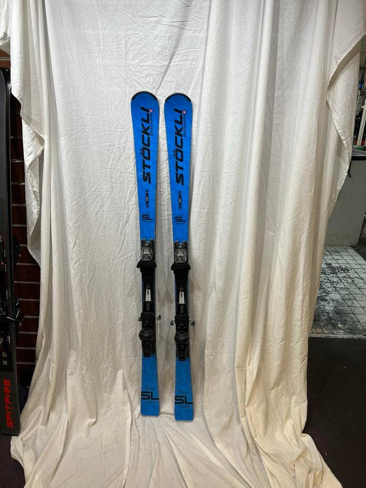 Stöckli Laser SL + Bindingen - 160, Sport en Fitness, Skiën en Langlaufen, Skiën, Carve, Gebruikt, Overige merken, Ski's, Ophalen of Verzenden