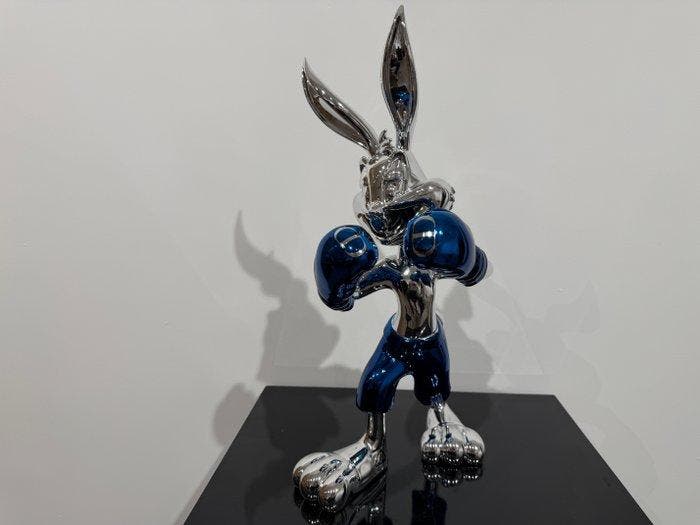 Van Apple - K.O. Bunny - Dior, Antiek en Kunst, Kunst | Designobjecten