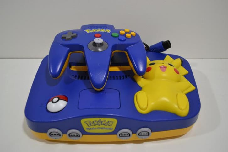 Nintendo 64 LIMITED EDITION Pokemon Pikachu Console Set, Spelcomputers en Games, Spelcomputers | Nintendo 64, Zo goed als nieuw