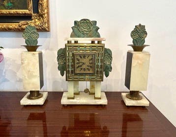F. Martin - sculptuur, Orologio in marmo completo di due