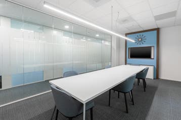 Kantoorruimte in Regus Arena Business Park, Verzenden