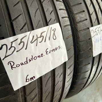2 x Roadstone 255-45-18 Zomerbanden 6mm, 18 inch, Gebruikt, 255 mm, Ophalen of Verzenden