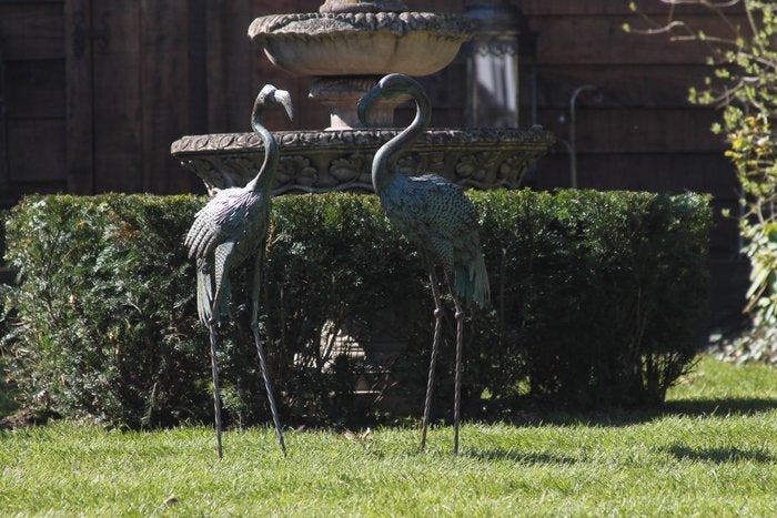 sculptuur, Koppel vormgegeven flamingos - 81 cm - metaal, Antiek en Kunst, Curiosa en Brocante