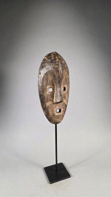 houten masker - Lega - DR Congo (Zonder minimumprijs)