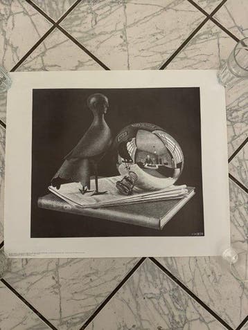 M.C Escher - baarn Holland - Stilleven met bolspiegel -, Antiek en Kunst