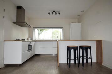 Te huur: Appartement Oosterhamrikkade in Groningen, Huizen en Kamers, Huizen te huur, Groningen, Groningen, Appartement