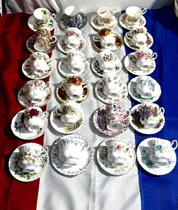 Royal Albert - Tafelservies (24) - Porselein, Been