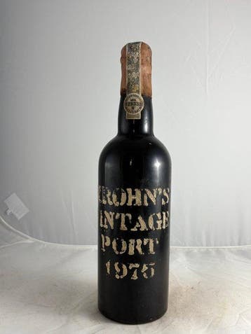1975 Wiese & Krohn, Krohns - Vintage Port - Porto - 1 Fles, Nieuw