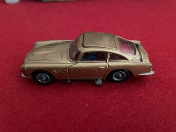 Corgi Toys 1:43 - Modelauto - Aston Martin DB5, Nieuw
