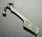 Oud-Romeins Brons Grote vleugelspeld (fibula) met een fraai