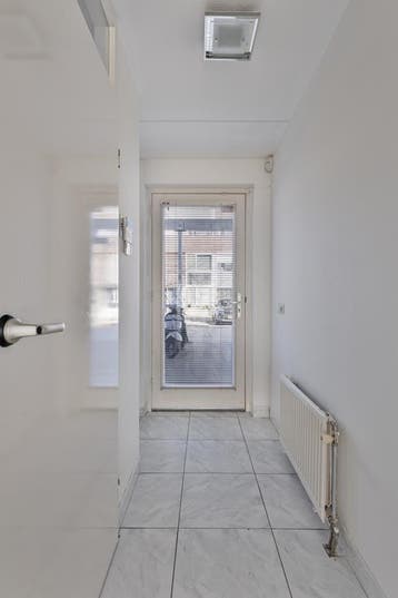 Te huur: Huis Knokkestraat in Amsterdam, Noord-Holland, Amsterdam