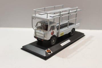 AM.71 1:43 - Modelauto - OM Tigrotto servizio/, Nieuw