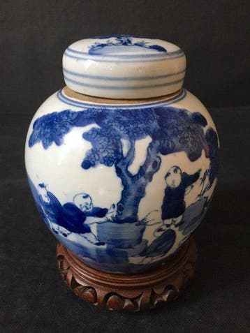 Fin XIXe siècle - Ancien Pot à gingembre, arbres et jeux