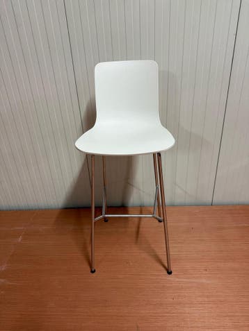 Witte Barkrukken Van Vitra - Uitstekende Conditie, Verzenden, Zo goed als nieuw, Kunststof, 60 tot 90 cm