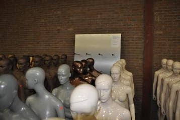 *TIP*  grijze abstracte Damesfiguren van exclusief A-merk, Ophalen of Verzenden