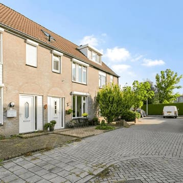 Huis in Bergen Op Zoom gevonden voor €1950,- pm, Overige regio's
