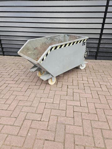 Kiepbak kantelbak spanenbak heftruck 300 liter, Voorzetapparatuur