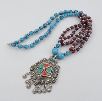 Ethnische stijl blauwe howliet grote hanger en kralen 76 g -
