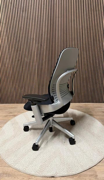 Zwarte Steelcase Leap V2 Platinum Bureaustoel, Verzenden, Zwart, Zo goed als nieuw, Bureaustoel
