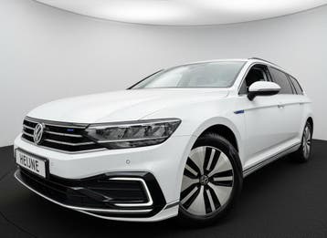 Zakelijke Lease |  Volkswagen Passat Variant 218PK DSG HYBRI, Automaat, Gebruikt, Overige brandstoffen, Wit